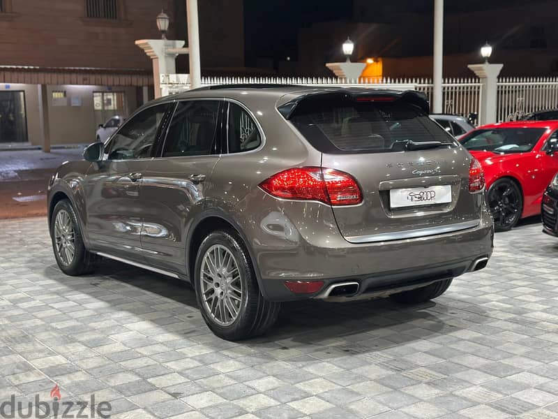 Porsche Cayenne 2013 5