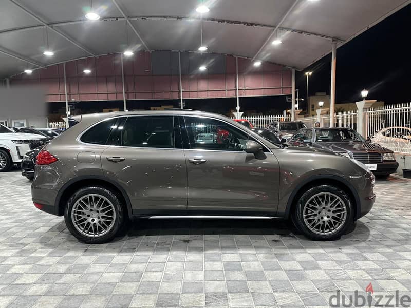 Porsche Cayenne 2013 6