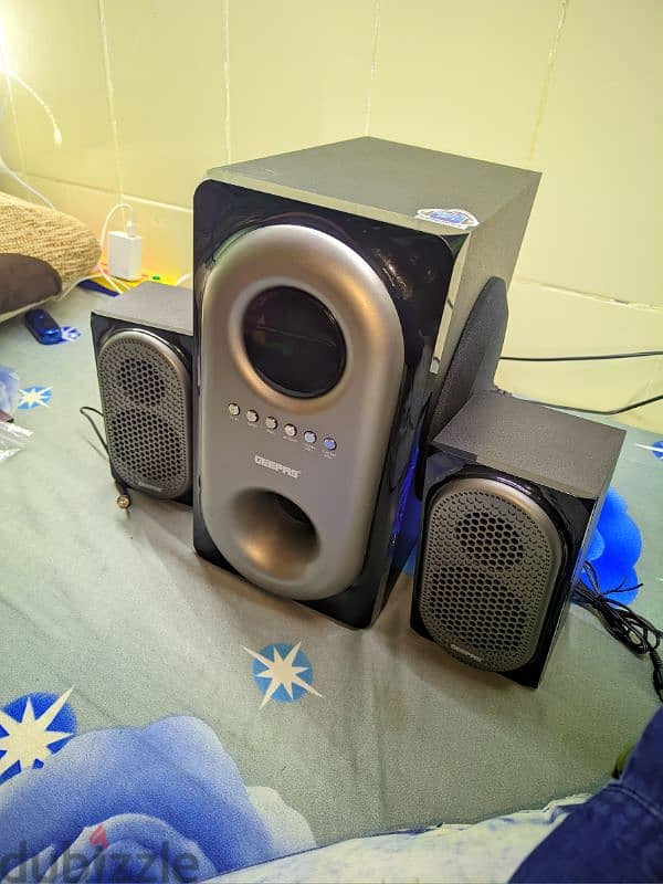 i want to sale a speaker Geepas 2