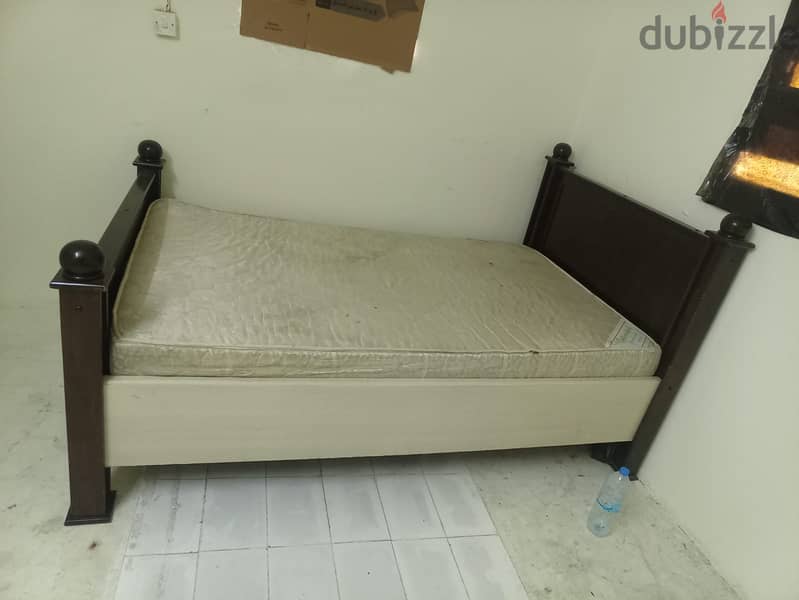 1.2x2.0 bed with mattress for Sale 0