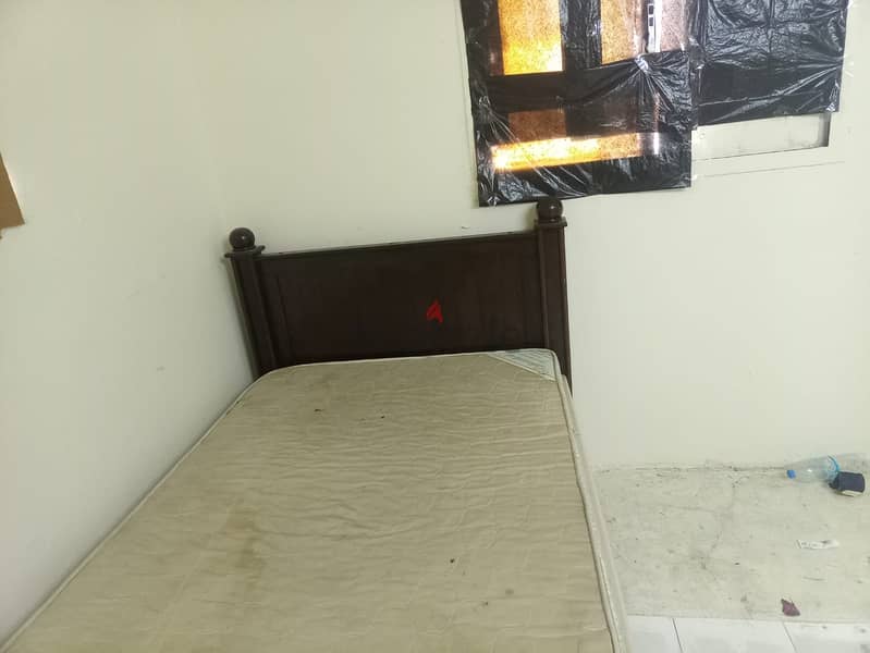 1.2x2.0 bed with mattress for Sale 2