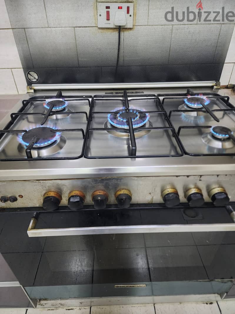 Home Kitchen Oven Working Good Condition-فرن مطبح بحالة جيدة يعمل كامل 0