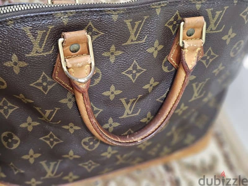 AUTHENTIC CHANEL BAG ANG LOUIS VUITTON ALMA MM BAG 13