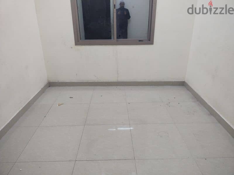 Room available for rent in east Riffa 1