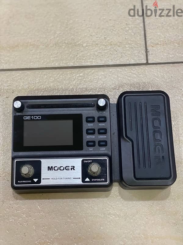 MOOER GE100 ZOOM EFFECT 1