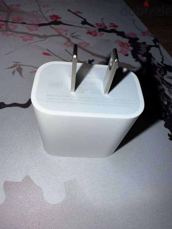 Apple Original 20W USB-C Power Adapter 2