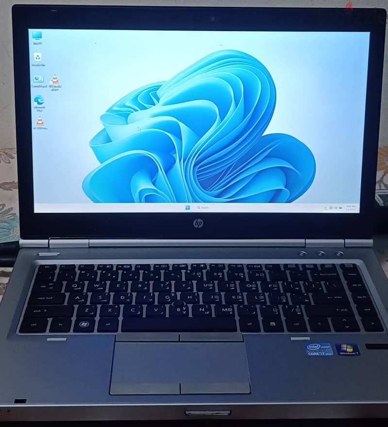 Laptop hp EliteBook 8440p Core i7/ 4 GB RAM/ 2.6 GHz /240 SSD/ Cam/ Bl 1