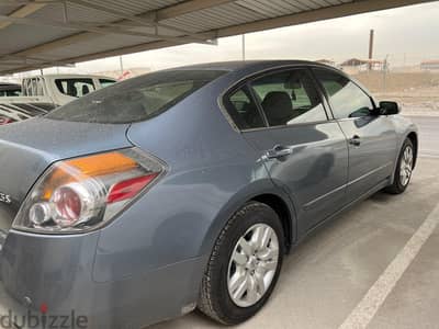 Nissan Altima 2010 in Good condition