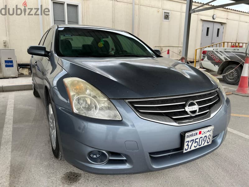 Nissan Altima 2010 in Good condition 2