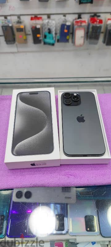 iPhone 15 Pro Max Black titanium 256GB