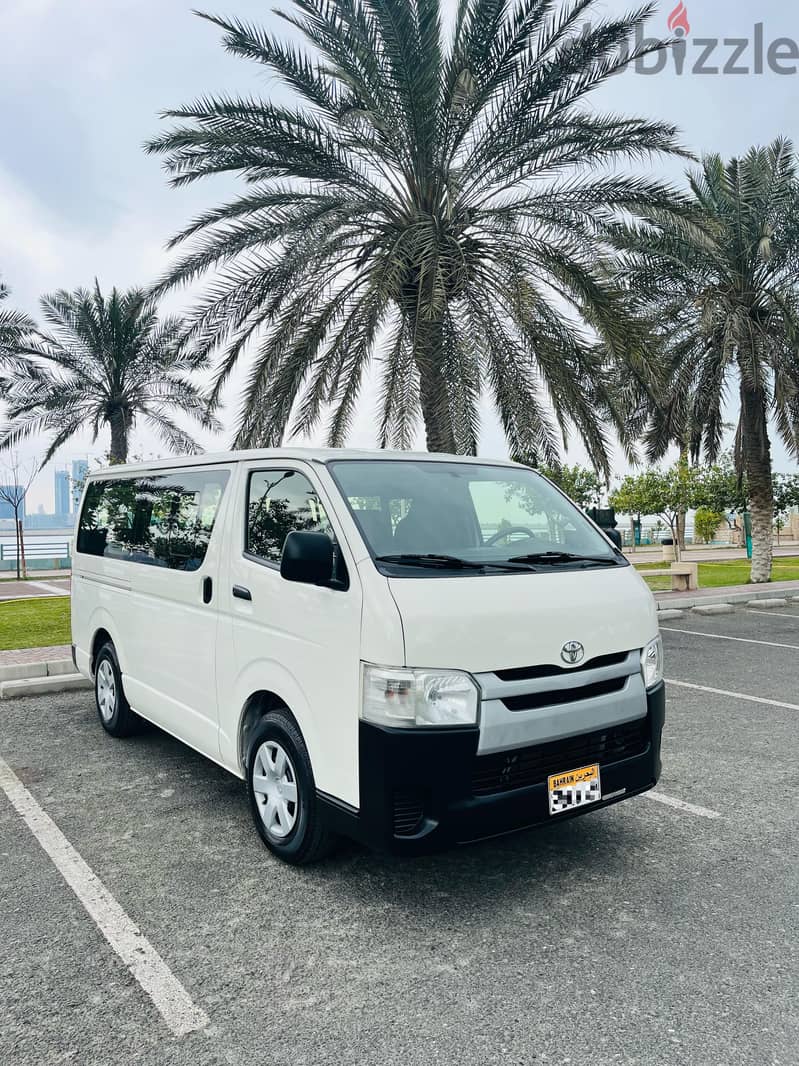 TOYOTA HIACE 16 Passenger - 2016 - 2.7 L V4 WHITE FOR SALE 2