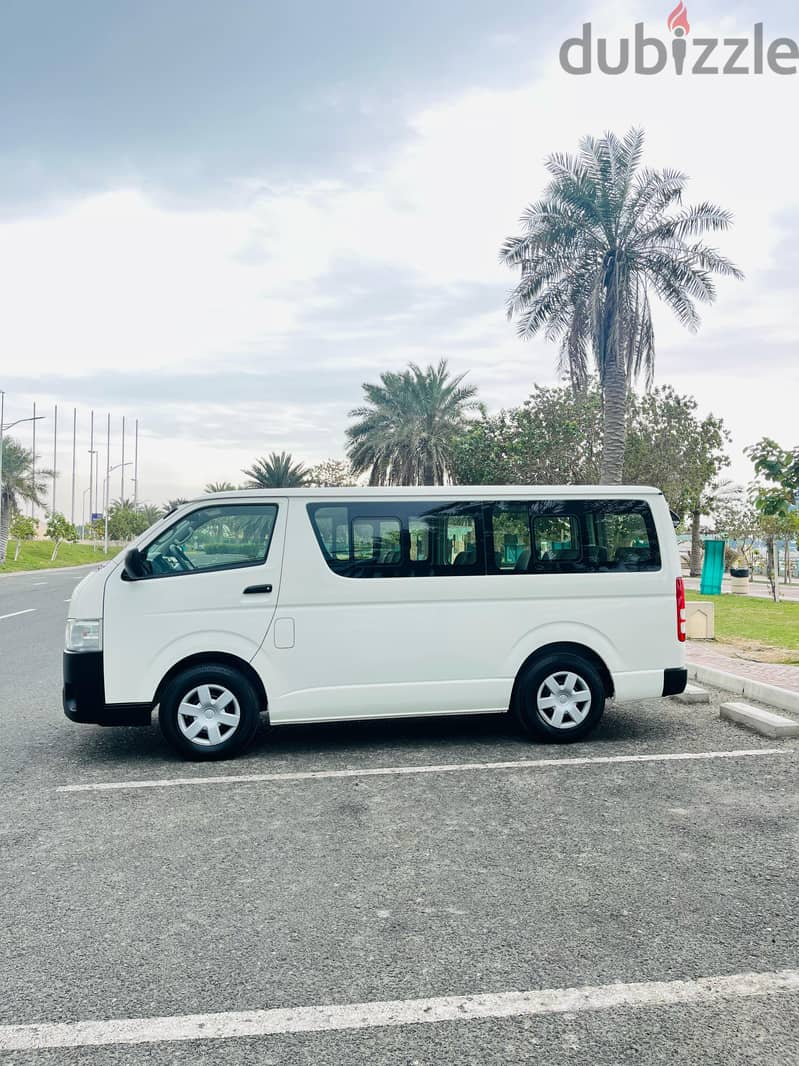 TOYOTA HIACE 16 Passenger - 2016 - 2.7 L V4 WHITE FOR SALE 1