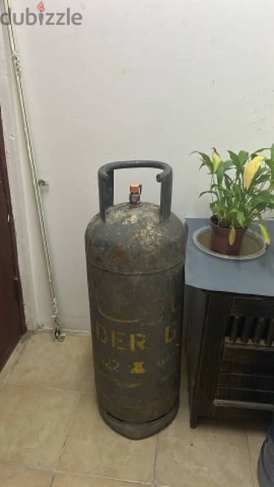 Gas stove & Cylinder