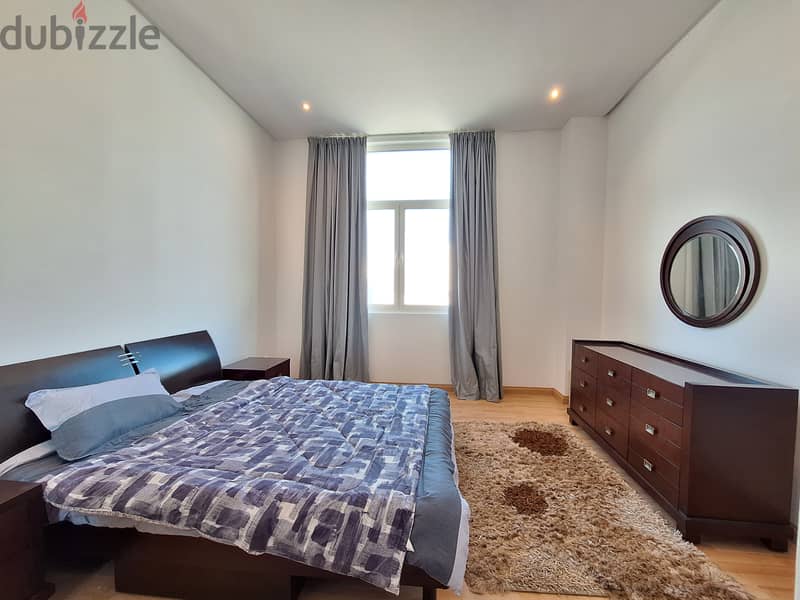 Duplex 2 Bhk | Extremely Spacious | Fantastic View | Near Ramez Mall 11