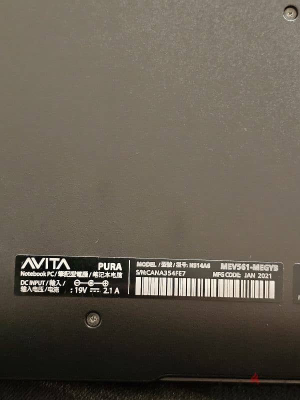 Avita laptop ryzen 5 3500, 8gb ram 3