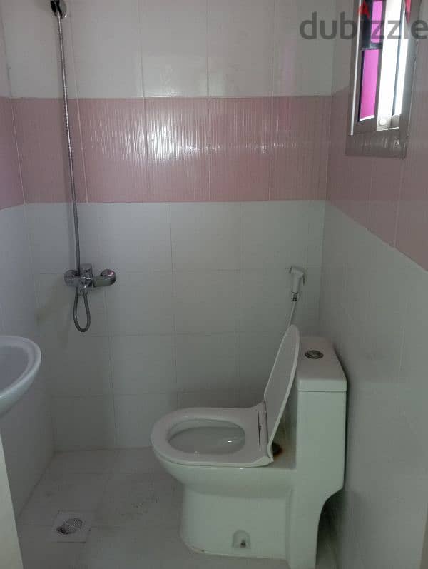 ROOM FOR RENT WITH ATTACHED BATHROOM 2