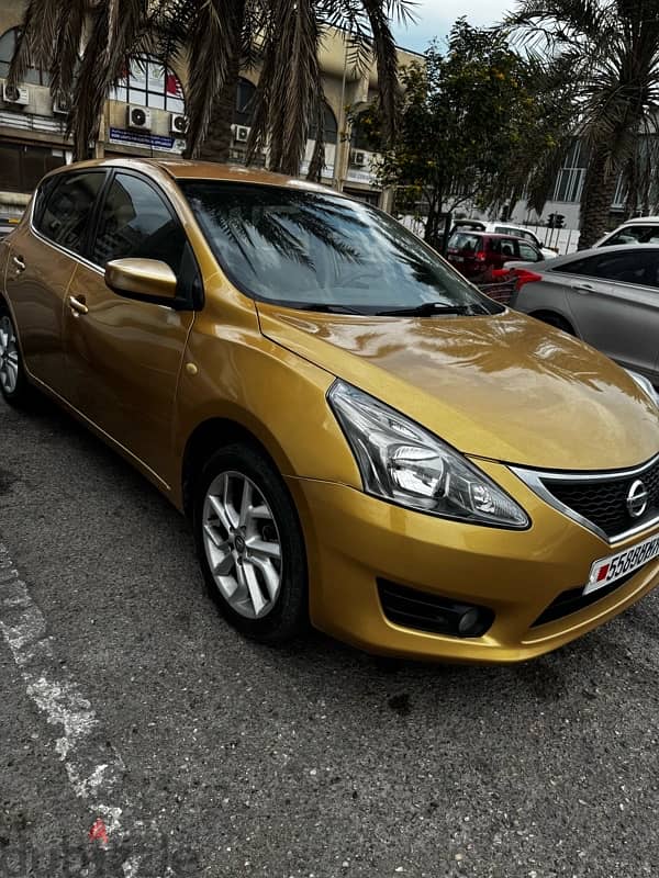 Nissan Tiida 2014 excellent condition 1