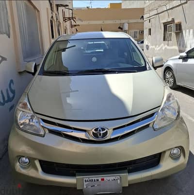 Toyota avanza 2015