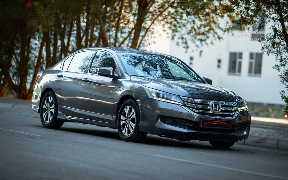 HONDA ACCORD 2016 | EXCELLENT CONDITIONi | GREY 1