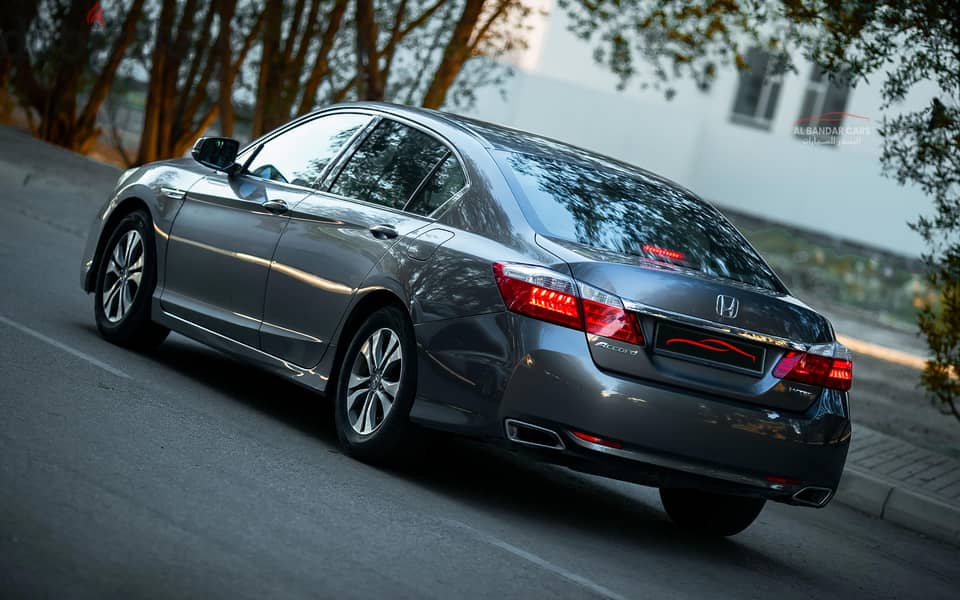 HONDA ACCORD 2016 | EXCELLENT CONDITIONi | GREY 10