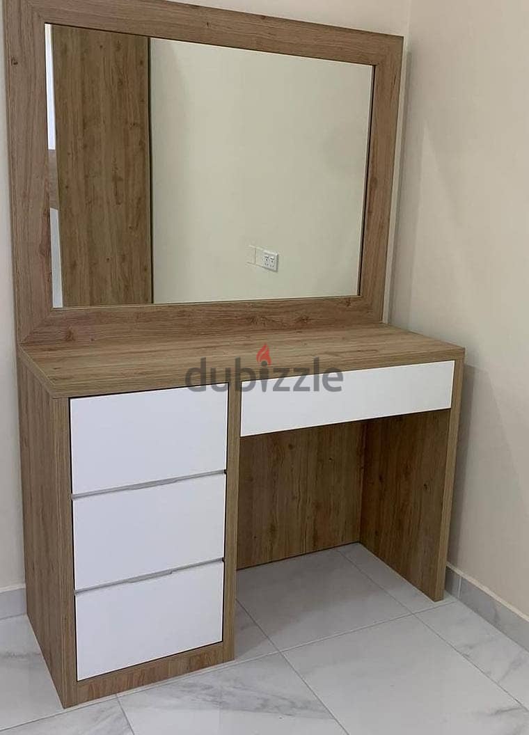 للبيع غرفة نوم راقية  For sale, an elegant bedroom 1