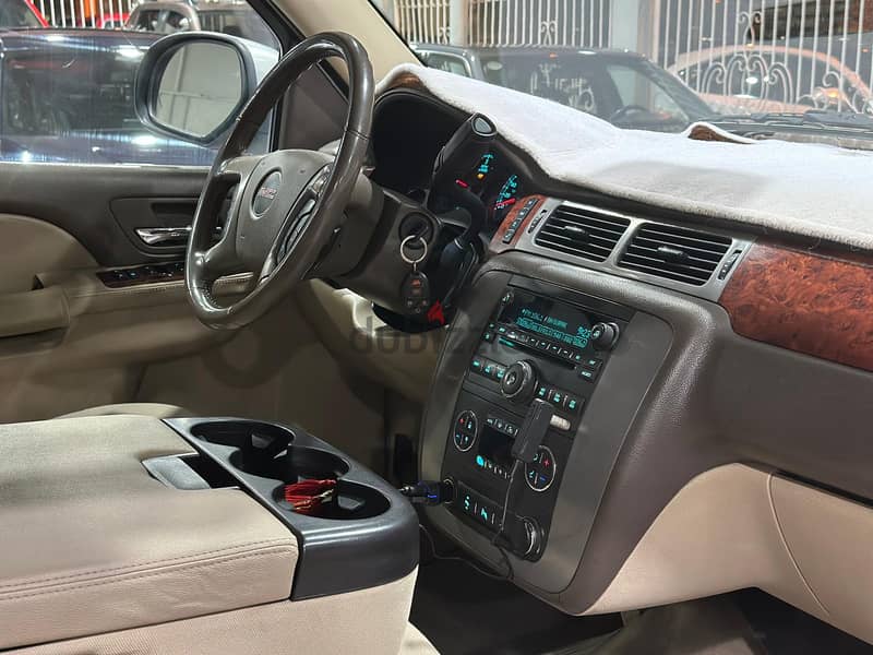 GMC Yukon 2013 8