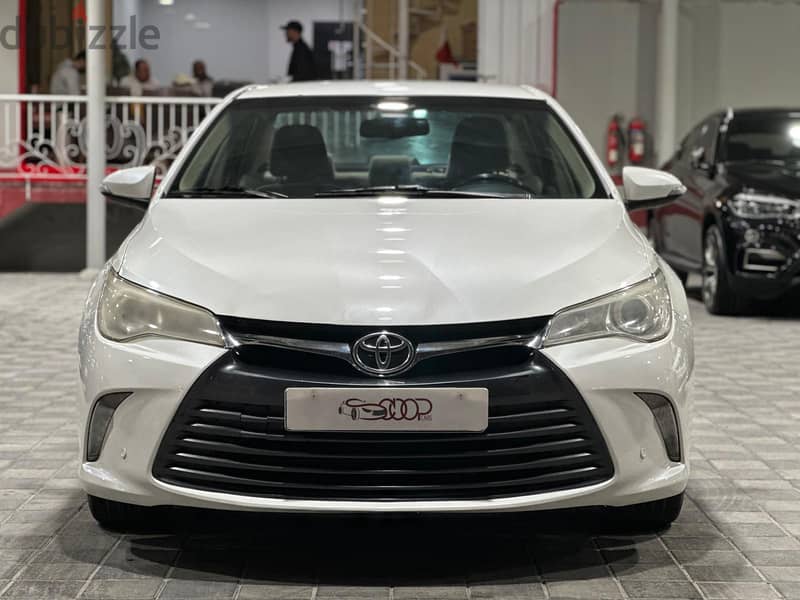 Toyota Camry 2017 glx 7