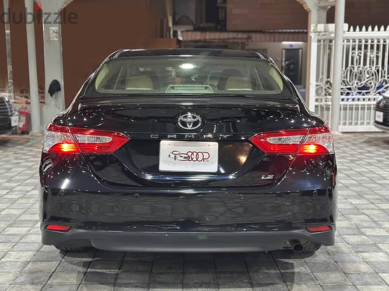 Toyota Camry 2019 5