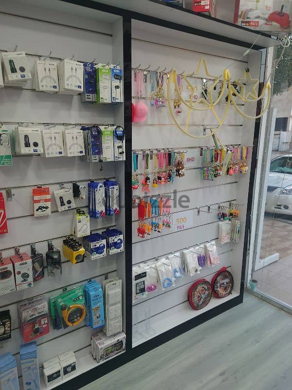 gadgets, mobile accessories shop 7