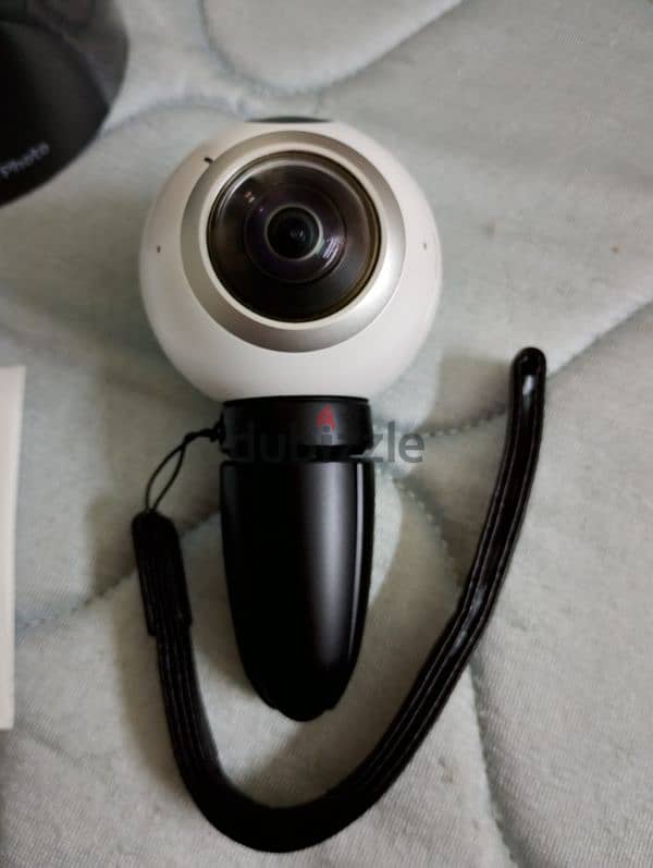 Samsung Gear 360° Sphere Camera 0