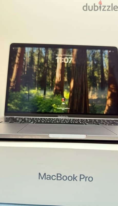 MacBook Pro M1 - 256GB 6