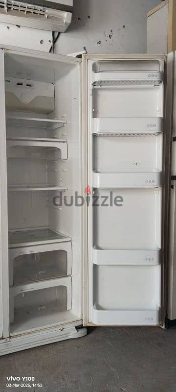 big one refrigerator for sale LG very good working call me now