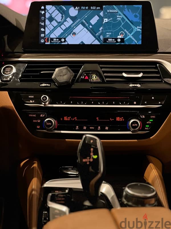 BMW 5-Series 2017 11