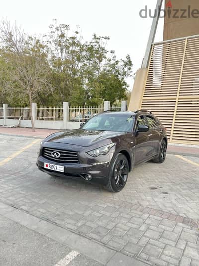 Infiniti QX70S 2015 Full Option Very Clean Condition