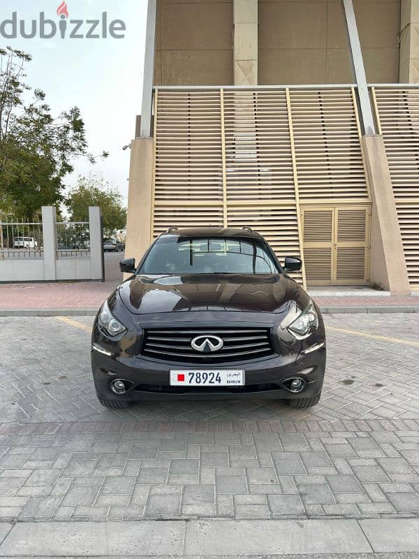 Infiniti QX70S 2015 Full Option Very Clean Condition 1