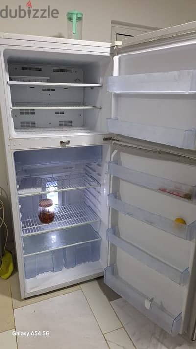 Fridge 180 litre