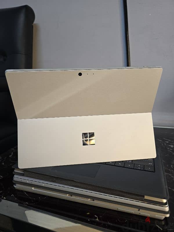 Microsoft Surface Pro 5 Core i5-7th Generation 3