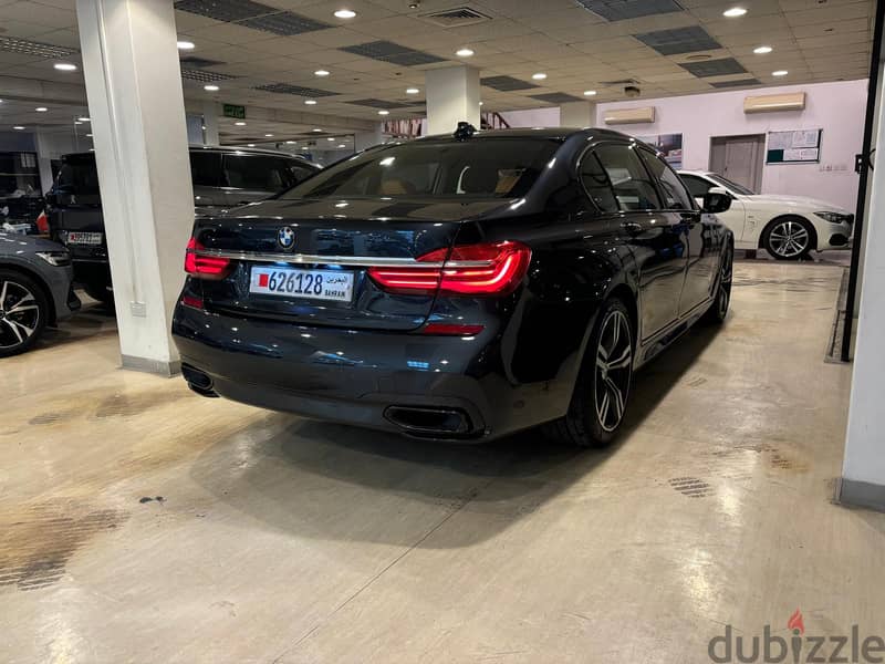 BMW 730 2018 12