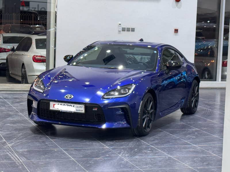 Toyota 86 2024 HIGH Blue 1