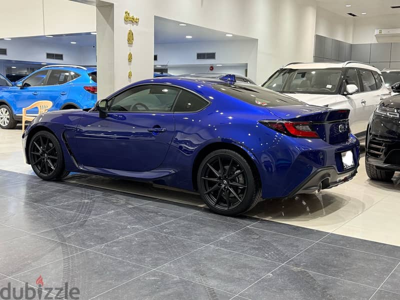 Toyota 86 2024 HIGH Blue 6