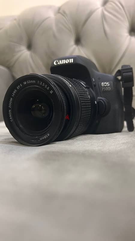 for sale . . Canon 750D camera 3