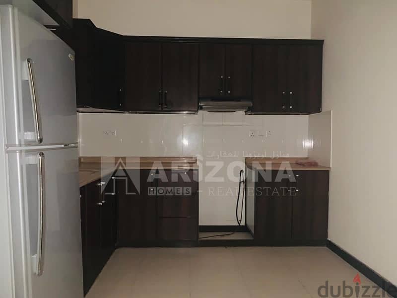 3BHK Semi Furnished with All Facilities 2