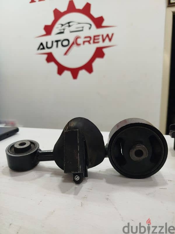 Camry 2002-2006 Engine Mounts used original 4