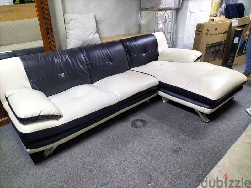 40 bd leader sofa L shaped with delivery 0