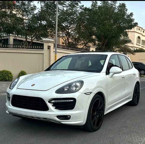 Porsche Cayenne GTS V8 كاربن فيبر بكج 1