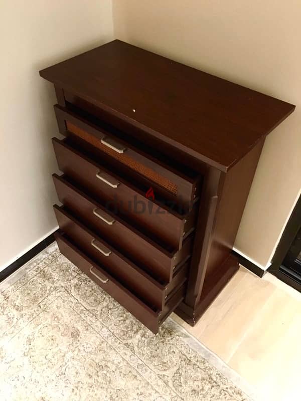 Different furniture in excellent condition 10