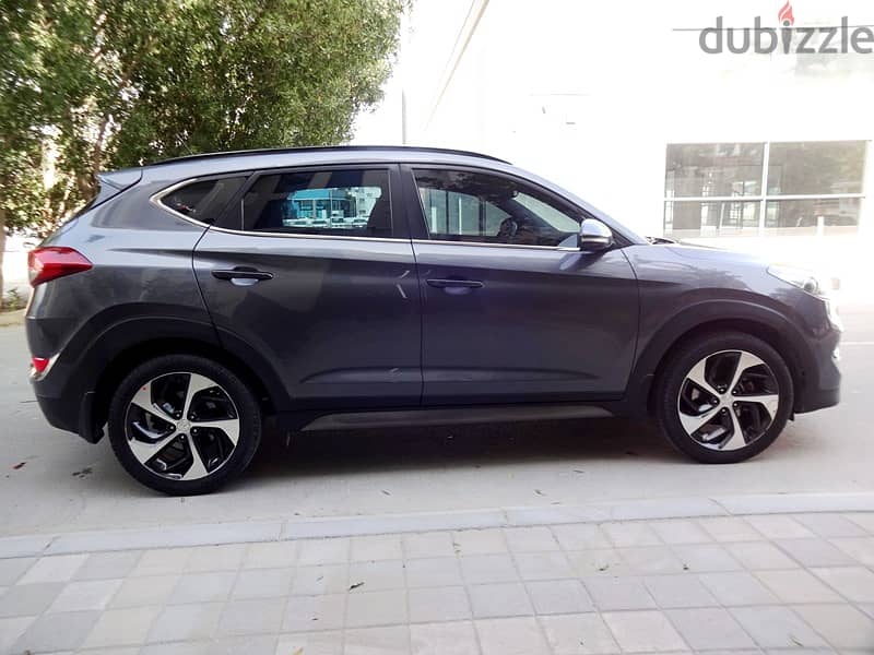 Hyundai Tucson Full Option Agency Maintained Suv For Sale! 4