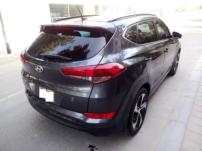 Hyundai Tucson Full Option Agency Maintained Suv For Sale! 5