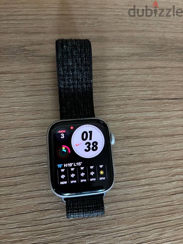 APPLE WATCH SERIES 5 2