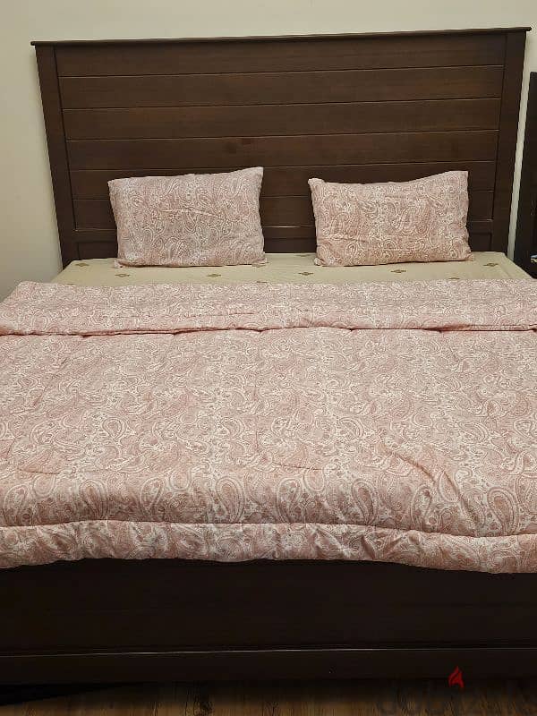 king size wooden bed with mattress 1